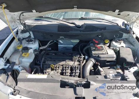 2013 Jeep Compass Sport z USA, uszkodzony, nr VIN 1C4NJCBA9DD244142